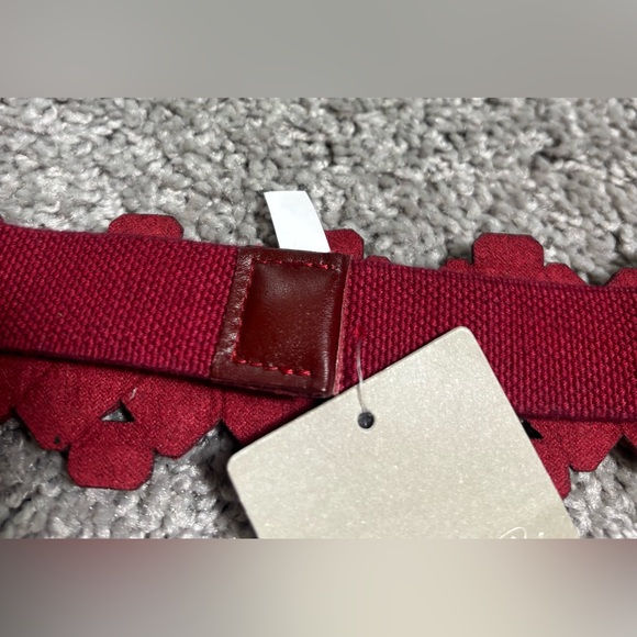 Anthropologie Maroon Red Beaded Elastic Waist Belt Size Medium NWT - Picture 4 of 4